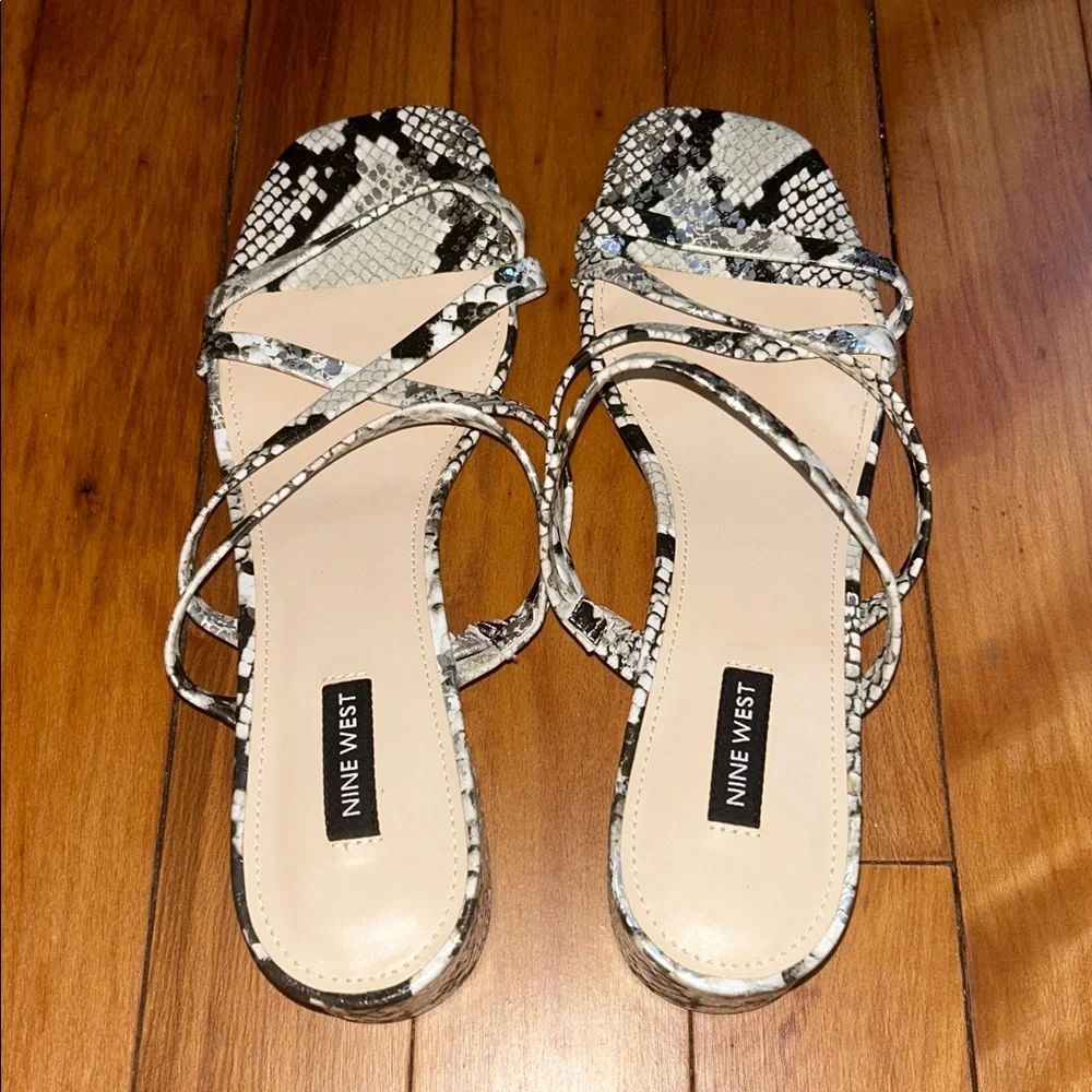 NWOT Nine West Snakeskin Print Heeled Sandals